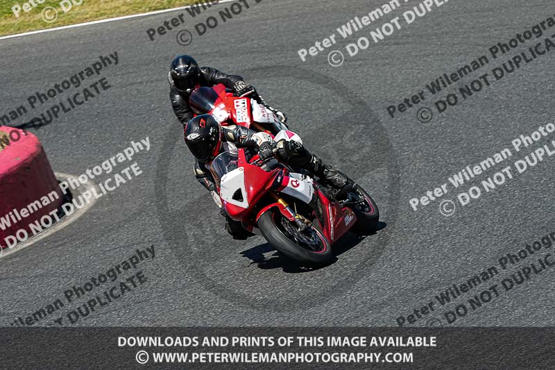 enduro digital images;event digital images;eventdigitalimages;mallory park;mallory park photographs;mallory park trackday;mallory park trackday photographs;no limits trackdays;peter wileman photography;racing digital images;trackday digital images;trackday photos
